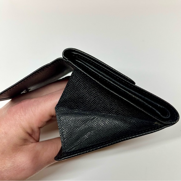 Auth Louis Vuitton Black Epi Leather Elise Bifold Unisex Wallet EUC! W/box - Picture 7 of 11